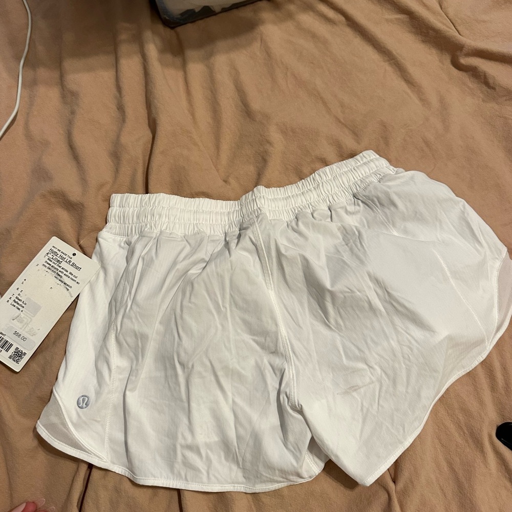 LULU HOTTY HOT ‘4 WHITE